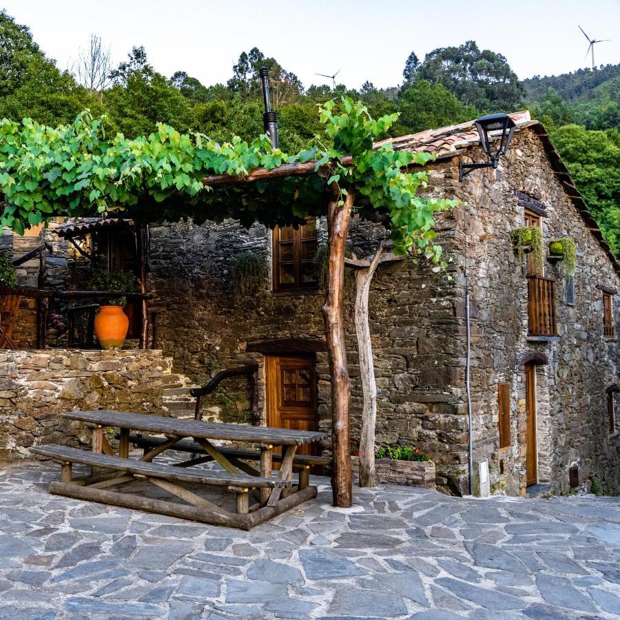 Holiday home Montanhas Do Xisto - Casa Da Eira